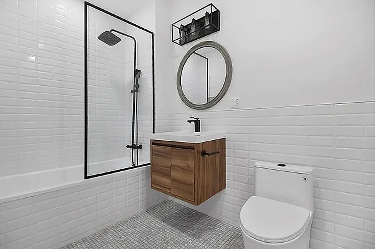 705 Lafayette Avenue — Photo 4