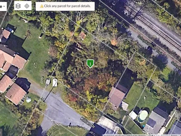 101 Killian Dr, Birdsboro, PA 19508