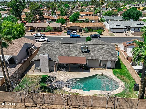 3rd image of 11237 N 49TH Drive