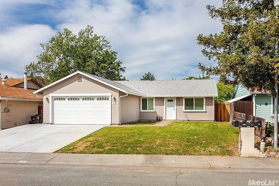 1st image of 7721 Ziebell Ct