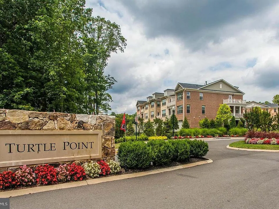 7999 Turtle Creek Cir