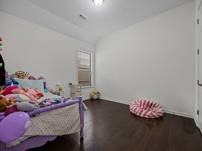 5524 Allamanda Dr — Photo 11