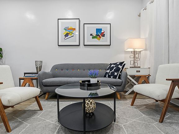 2nd image of 357 E 55th Pl #2R