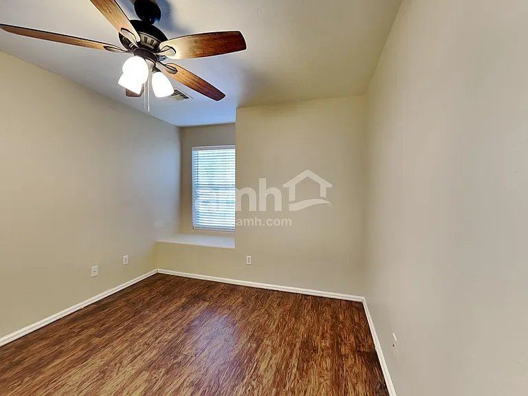 17367 W Elizabeth Ave — Photo 14