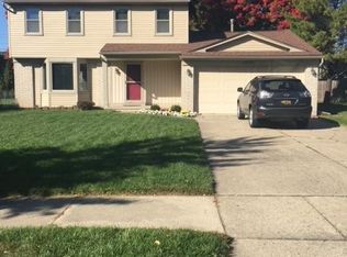 3643 Delaware Dr, Troy, MI 48084