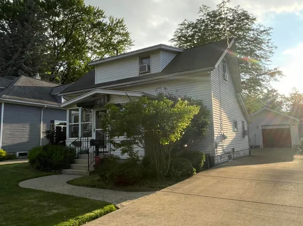406 Giles Ave, Blissfield, MI 49228