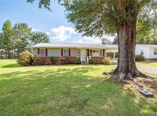 118 20th Ave SW, Reform, AL 35481