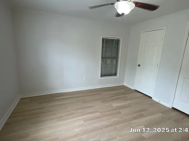 3404 Moulton St — Photo 17