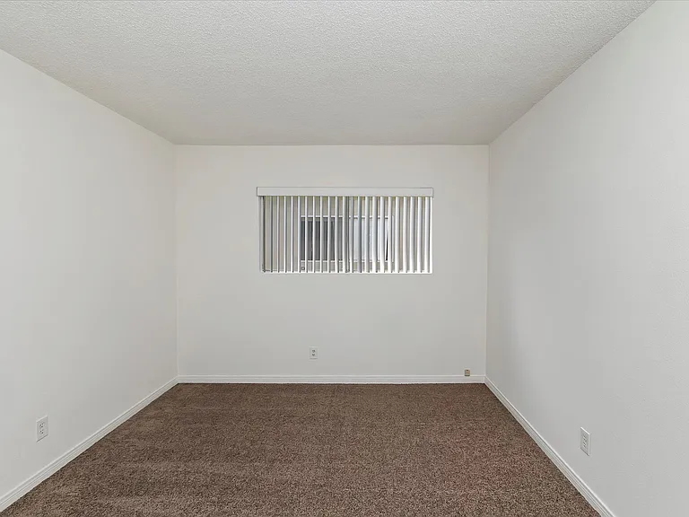 bedroom #1