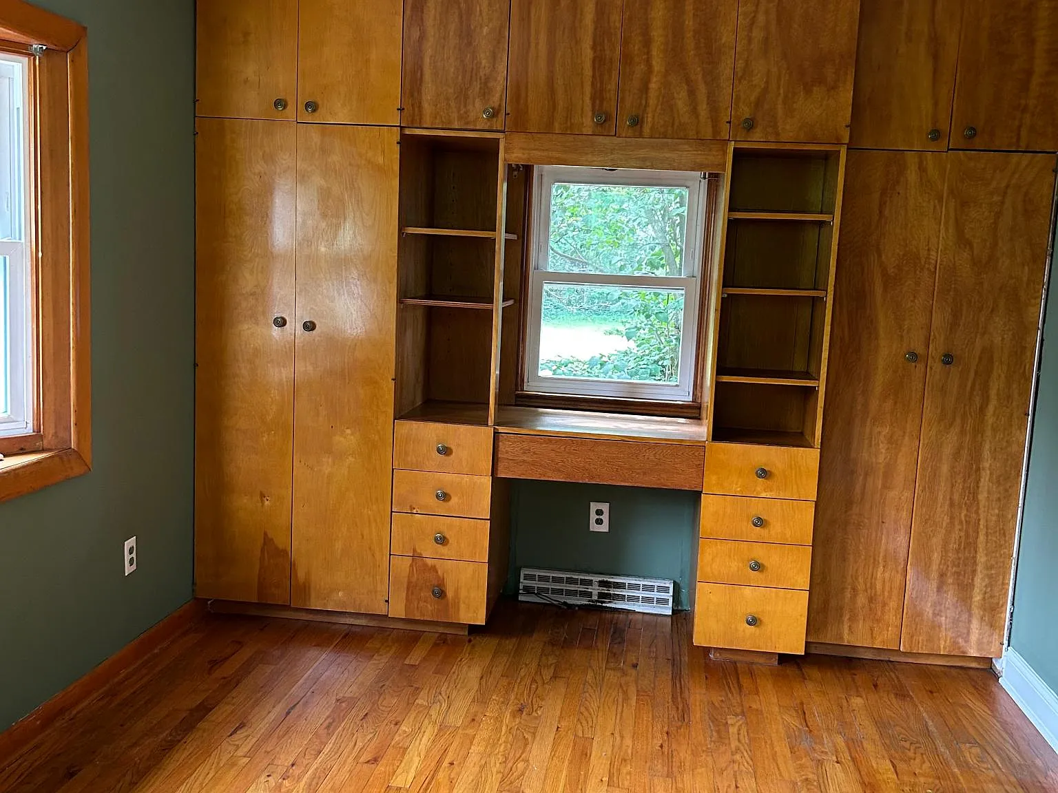 202 N Clinton Ave — Photo 4