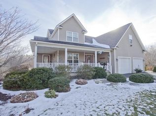 169 Rockrimmon St, Belchertown, MA 01007