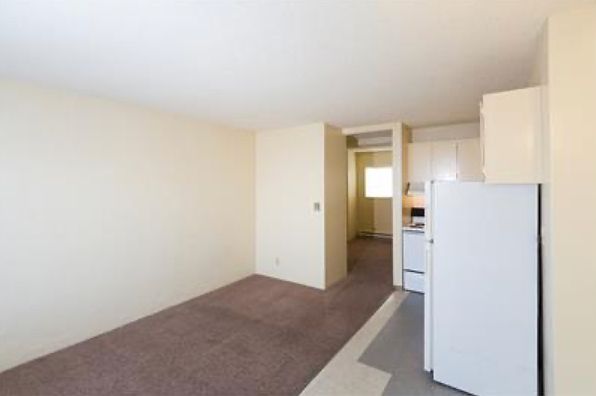 1st image of 4130 11th Ave NE #8002