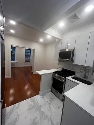 Rented by The Search D&M | media 27