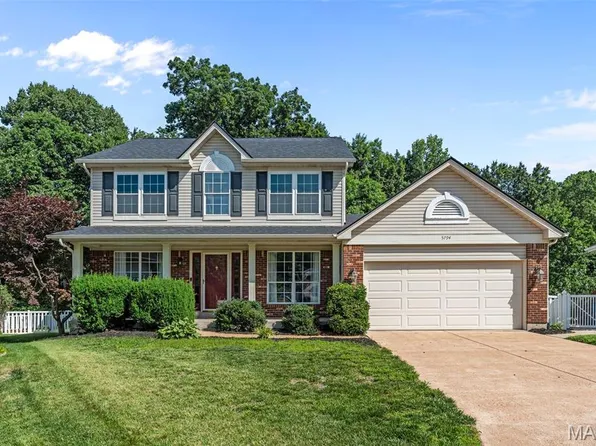 5794 Wickershire Ln, Saint Louis, MO 63129