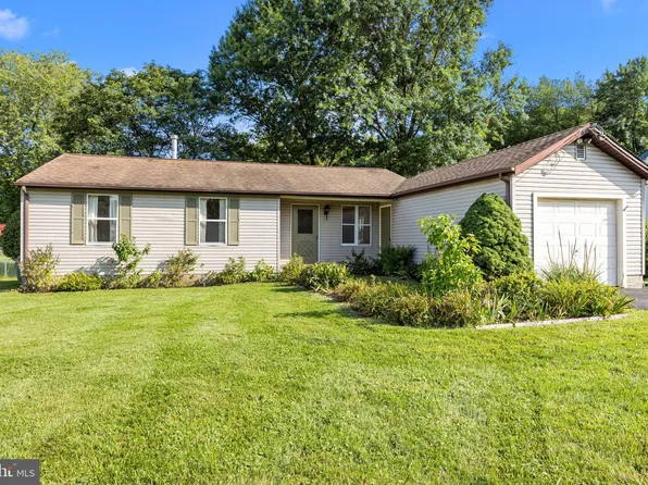 3729 Knights Rd, Bensalem, PA 19020