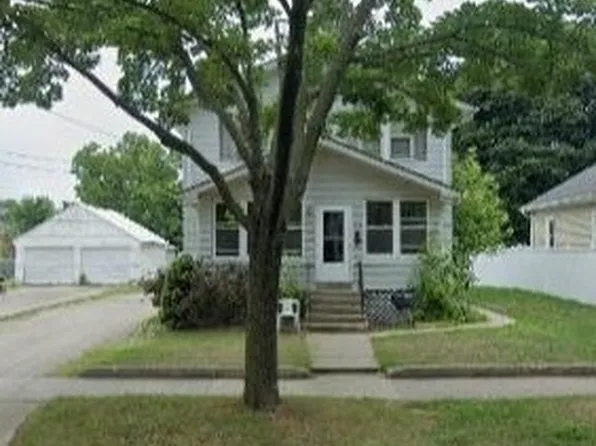 1225 Harvey St #A, Green Bay, WI 54302