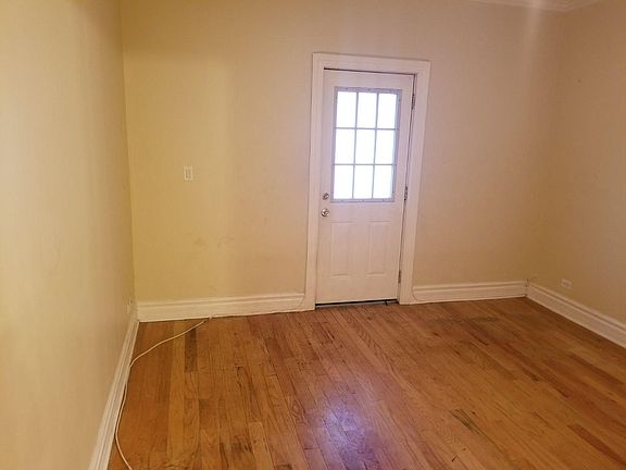 5th image of 52 N Lockwood Ave APT 1