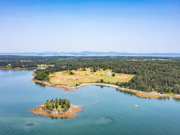 377 S Shore Road, North Haven, ME 04853