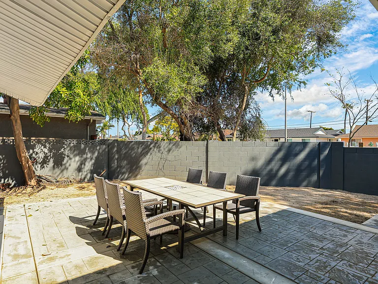 9461 Lotus Dr — Photo 12