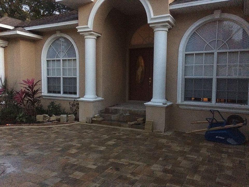 1st image of 2220 Valrico Forest Dr
