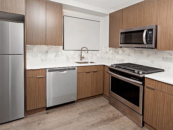 5th image of 2400 Hudson Ter APT 1E
