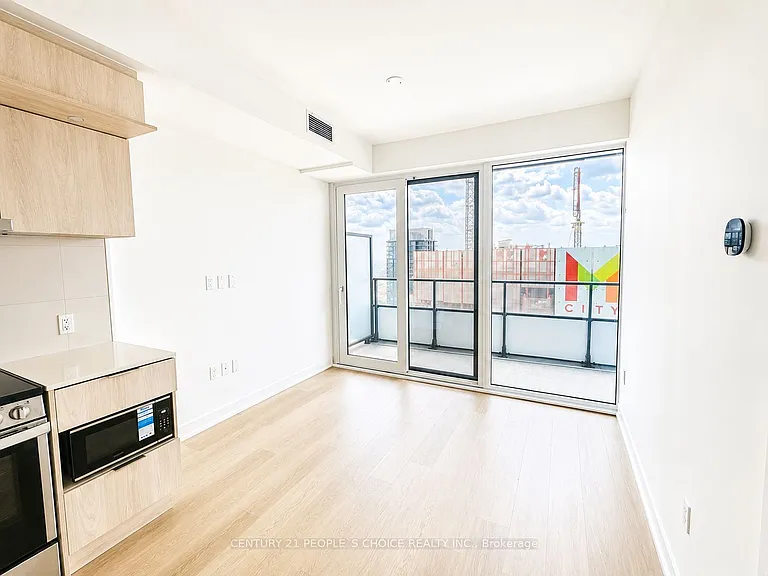 448 Burnhamthorpe Rd W #4401 — Photo 6