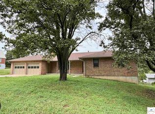 128 Lillie Ln, Warsaw, MO 65355