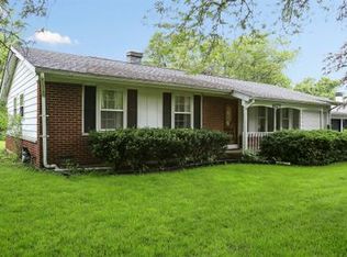 6624 Fairmount Ave, Downers Grove, IL 60516