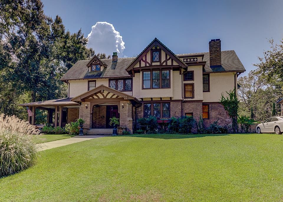 1st image of 1 Cowan Pl