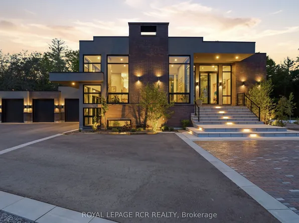 3404 Vivian Rd, Whitchurch Stouffville, ON L4A 2M4