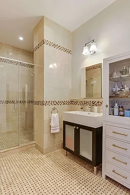 Rented by Compass | media 16