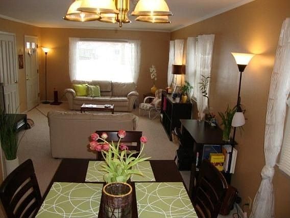 Family/Dining Room