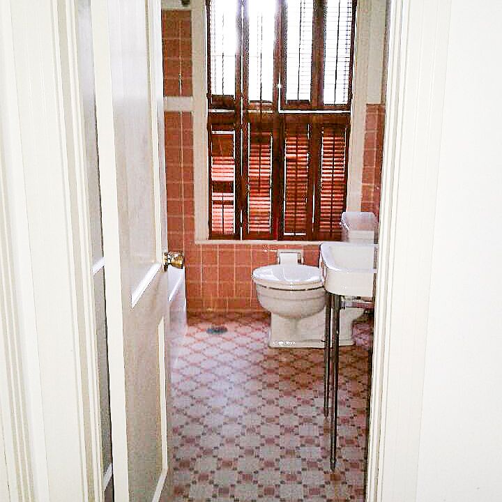 Kid's Bathroom
