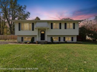 13536 Main St, Bath, MI 48808