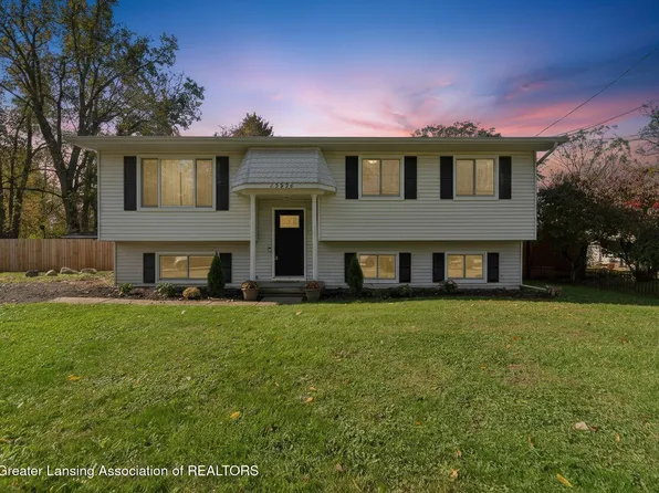 13536 Main St, Bath, MI 48808