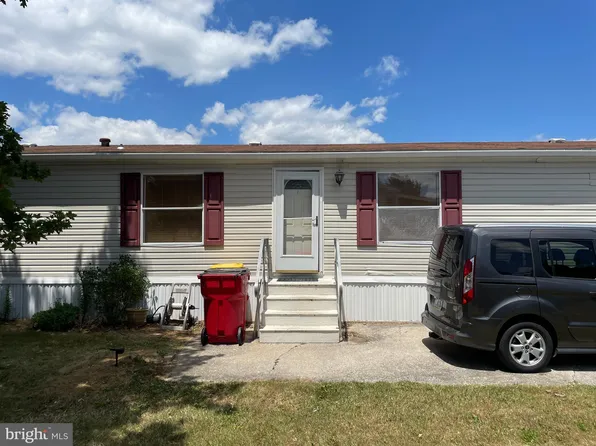 248 Ladnor Ct, Fayetteville, PA 17222