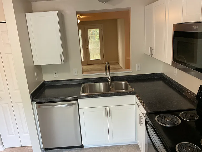 101 Luxon Pl — Photo 7