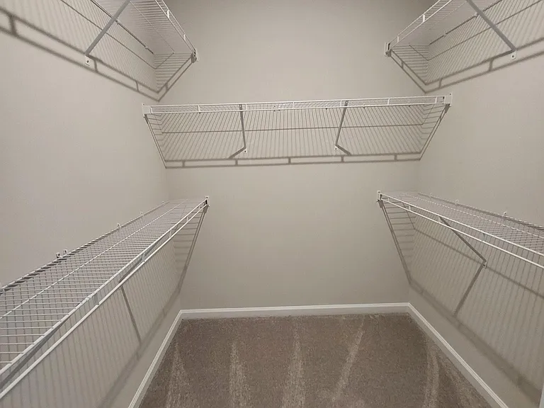 1105 Kentlands Dr — Photo 16