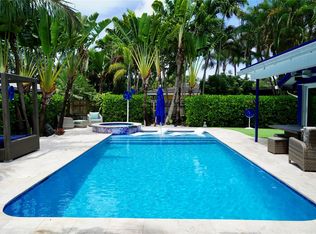 2301 Bayview Dr, Fort Lauderdale, FL 33305