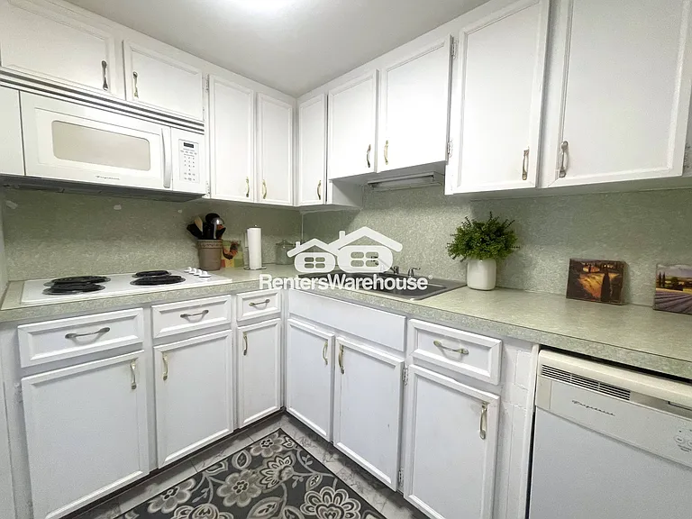 2042 Australia Way W #78 — Photo 8
