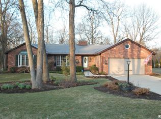 3534 W Chartwell Rd, Peoria, IL 61614