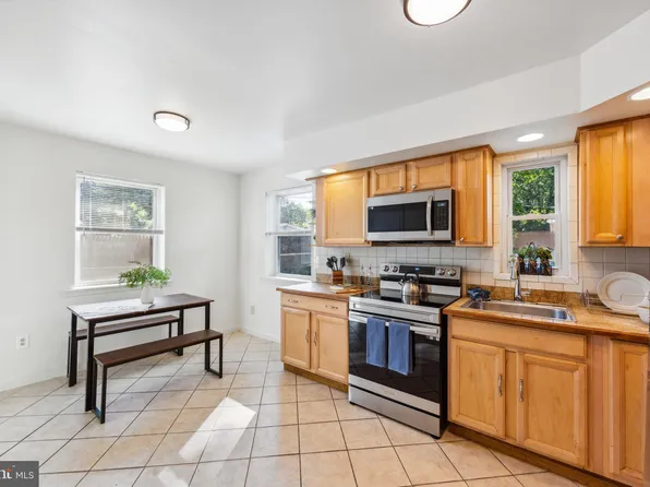 401 Bethune Dr, Wilmington, DE 19801