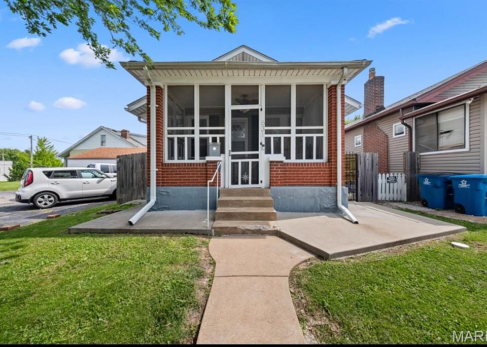 1st image of 631 Waller Ave