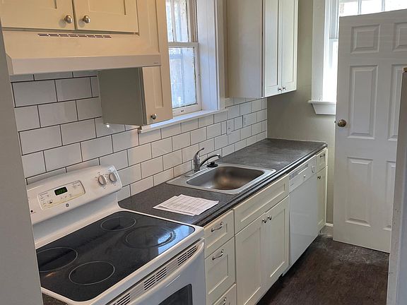 4th image of 7036 Corbitt Ave