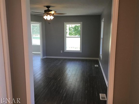 4th image of 101 N Pintail Ln
