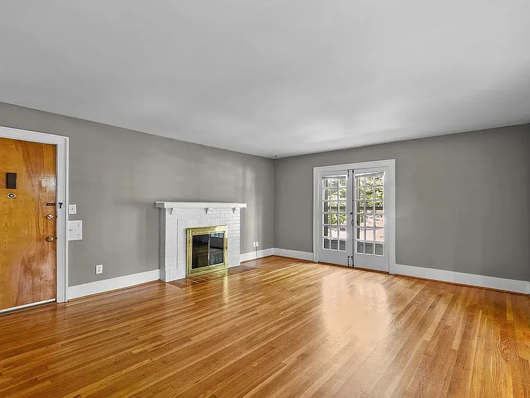 830 Purdue Ave — Photo 3