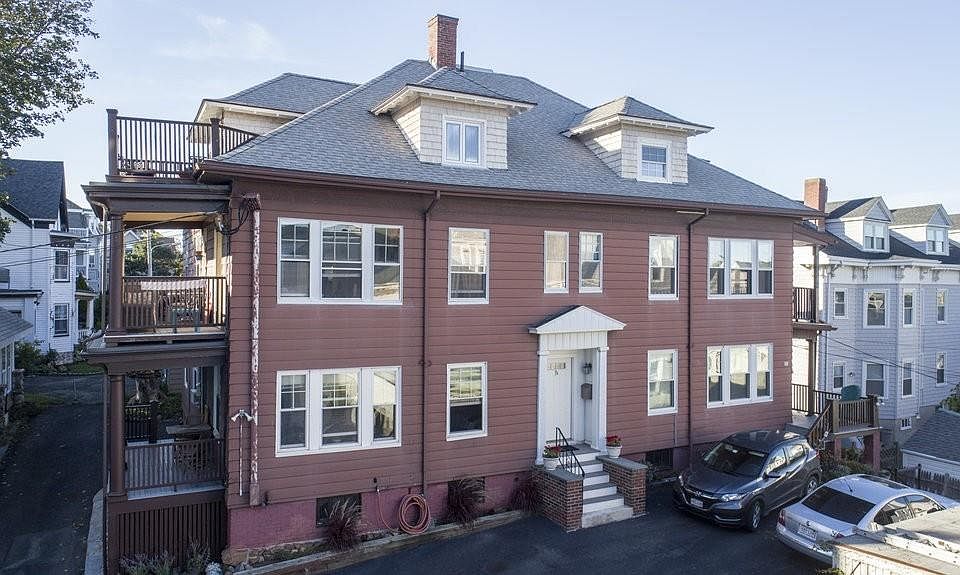 1st image of 7B Lynn Shore Dr #B