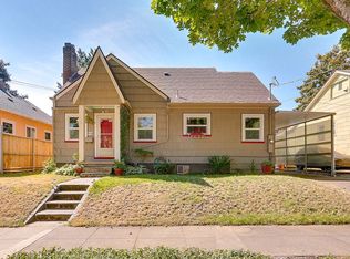 938 SE Mall St, Portland, OR 97202