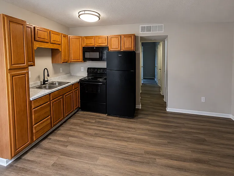 Residences at Cooper Bend — Photo 14