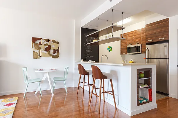 Rented by Lisa Management | media 3